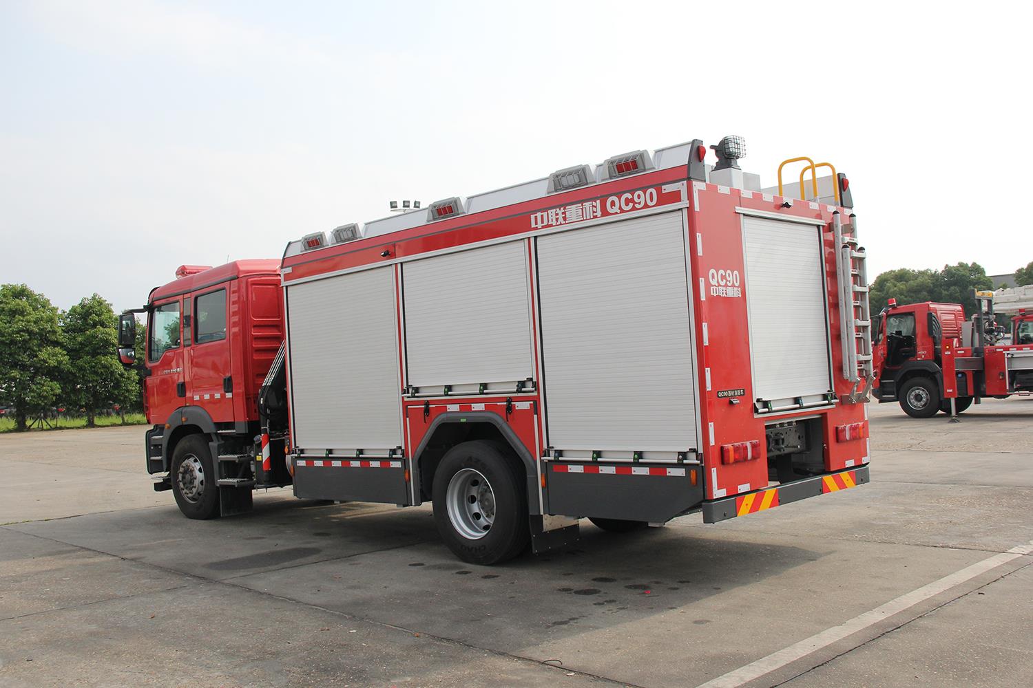 ZLF5160TXFQC90-6器材消防车_产品型号_产品段位_小类_应急装备_产品中心_立博