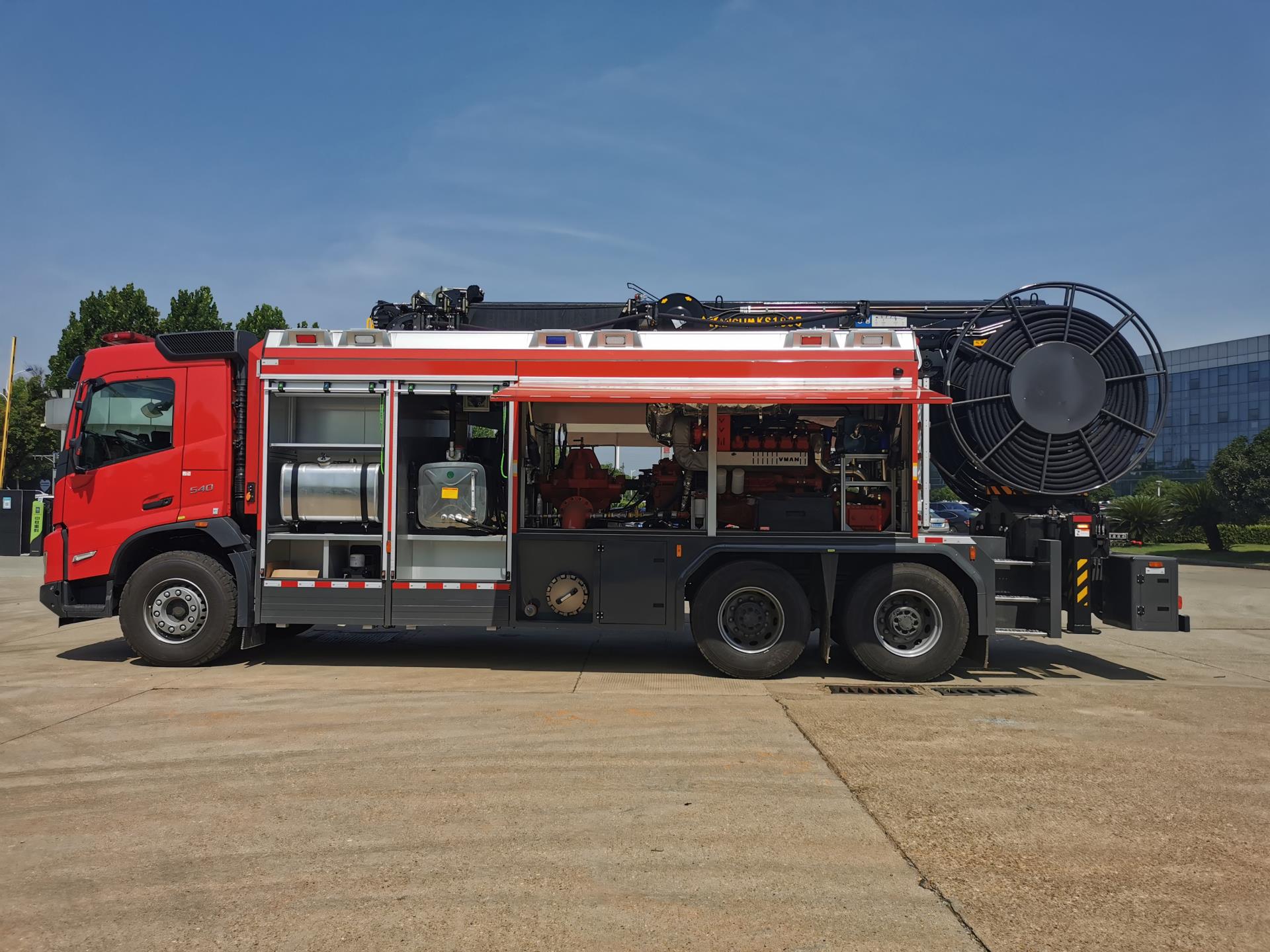 ZLF5240TXFBP200泵浦消防车_产品型号_产品段位_小类_应急装备_产品中心_立博