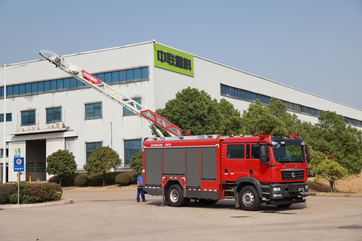 ZLF5190GXFPM50型多功效主战消防车_产品型号_产品段位_小类_应急装备_产品中心_立博