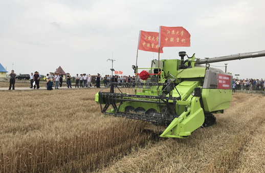 收获机械_小类_农业机械_产品中心_立博